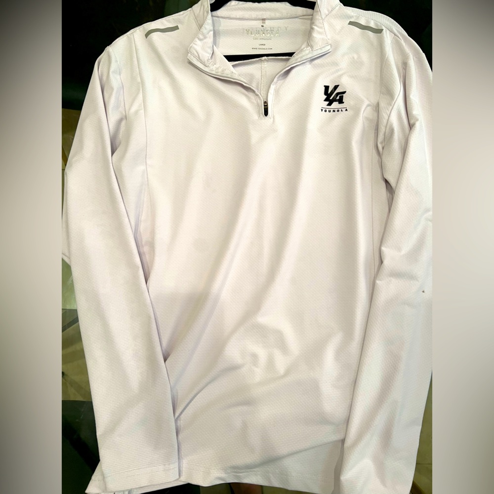 Mens young La long sleeve shirt, used in good condition